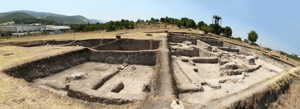 Aktopraklık Höyük