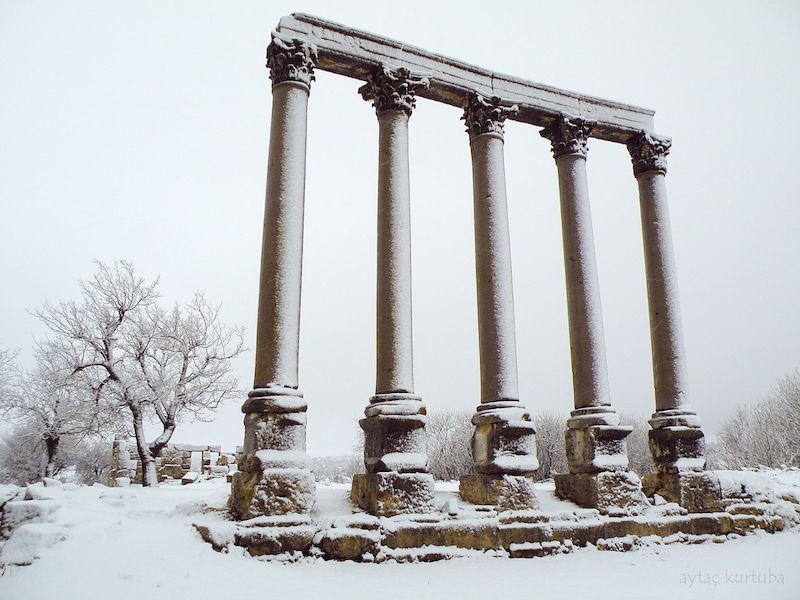 Uzuncaburç (Diocaesarea-Olba) Antik Kenti,