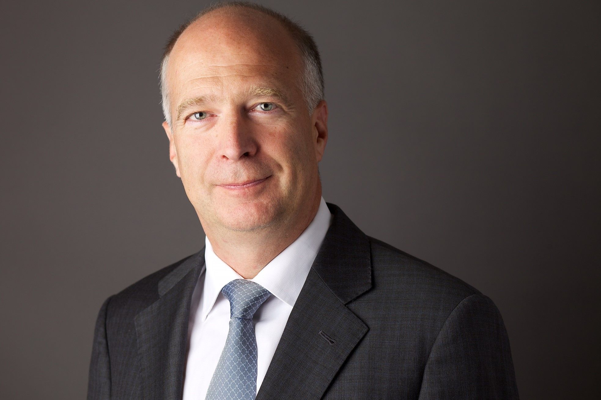 Robert GREENHİLL-Morgan Stanley