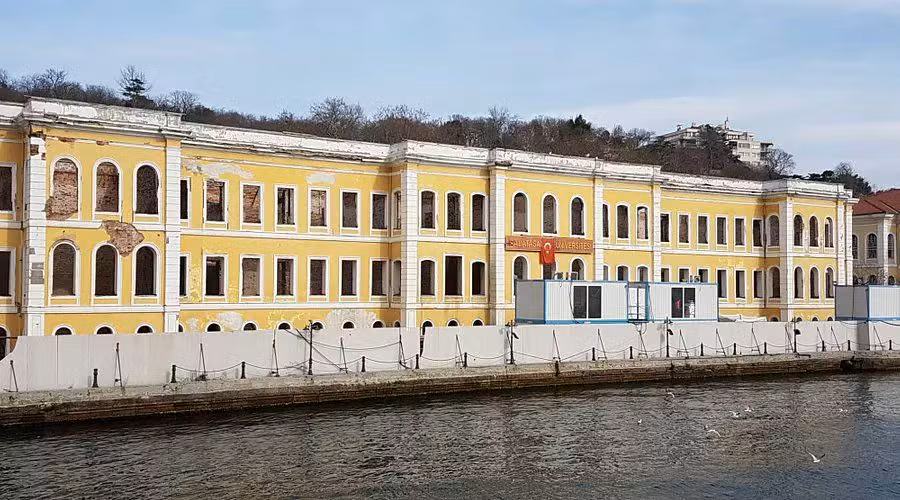 Galatasaray üniversitesi Galatasaray üniversitesi